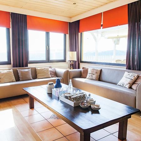 Beautiful Holidayhome With Sauna And Terrace Harscheid Buitenkant foto